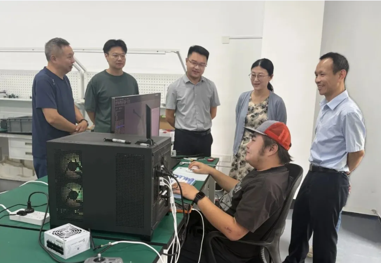 南昌理工学院航天航空工程学院领导 现场