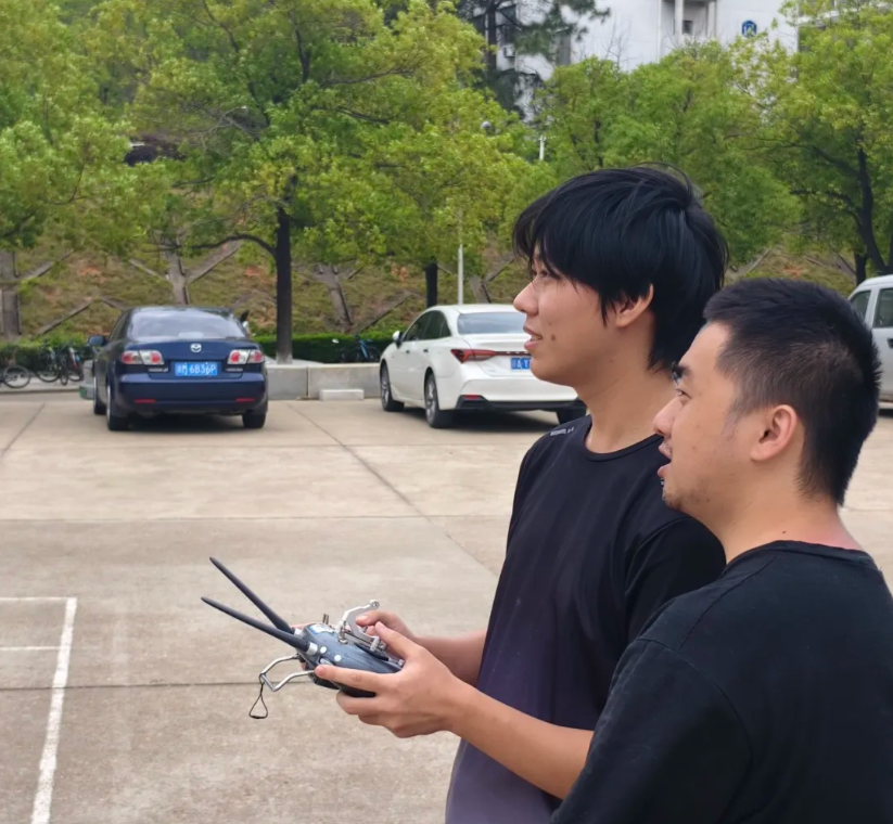 领航航空进校园：东华理工大学无人 现场